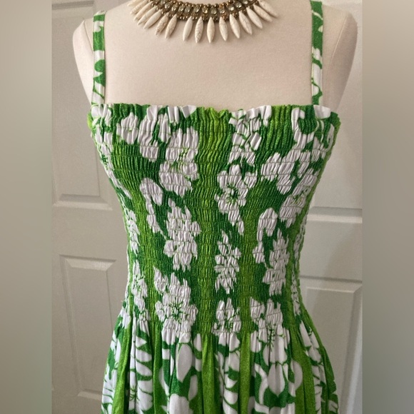 SWEET LADY Women's Seville Floral Print Smock Sundress  In Green Lotus Summer - Picture 3 of 6